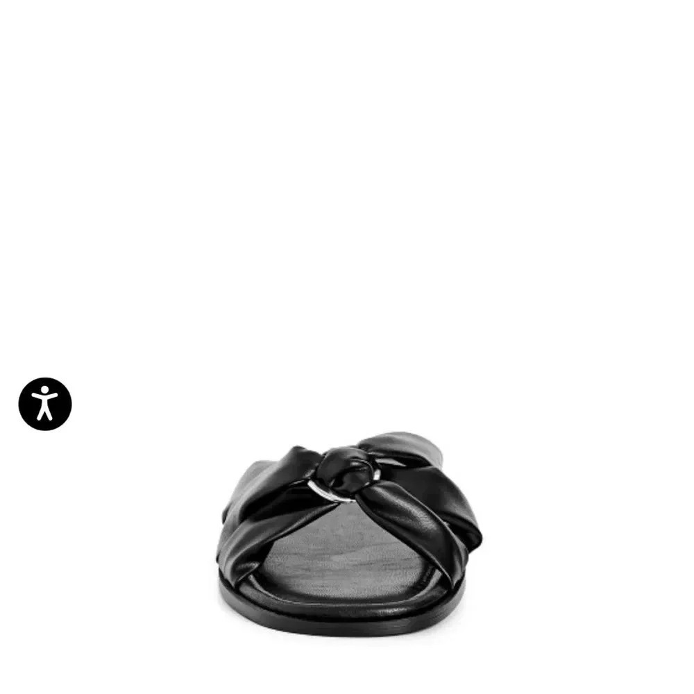 Tanya Sandal - Picture 6 of 7